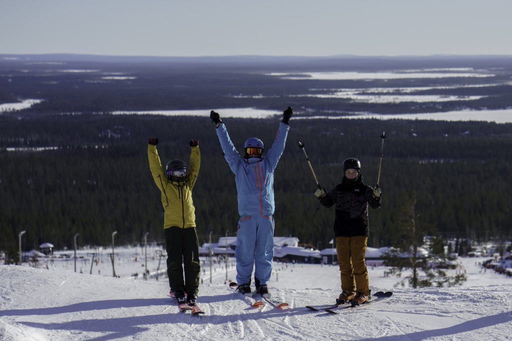 Hiihtokoulu Ylläs, Ylläs Down Hill Club, Ylläs Ski Resort laskettelukurssit